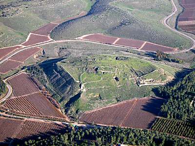 The hill of ruins of
              Lachish (Lakhish, Tell Lachish, Tell ed-Duweir)