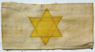 Hungary, armband in white with yellow
                          Jewish star without inscription