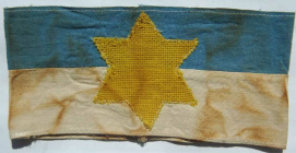 Lithuania, Vilna, armband in blue and
                          white with yellow Jewish star without
                          inscription