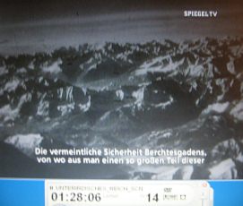 Obersalzberg-Berghof 38, US film, bomber
                        squadron flying to Obersalzberg-Berghof