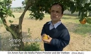 Sergio Casadonte de
                    "Libera" - con un árbol de naranja