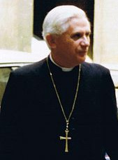 Der satanistische Kardinal
              Joseph Ratzinger am 12. Oktober 1988 in Rom