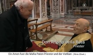 Palermo: Priester Don Paolo Turturro mit Priester Angelo della Rosa machen Scherze