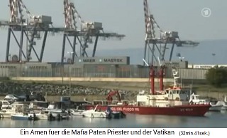 Kalabrien, der Containerhafen von Gioia Tauro - Nahaufnahme - hier wird das Kokain der Ndrangheta umgeschlagen und in Europa verteilt, das Kokain kommt aus Peru und Kolumbien, die Drogenprofite sind in der Vatikanbank