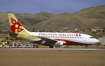 Airplane of
                            Peruvian Airlines (Boeing 737-200) in Cusco