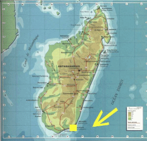 Karte von Madagaskar mit der Position des
                          Fort Dauphin