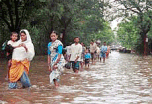 Bombay / Mumbai :
                            berschwemmungen durch Monsun