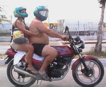 Adiposis en un moto: El grupo sanguneo A
                          toma kilos con carny y con muchos productos de
                          leche de vaca.