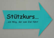 Lernschwche (hier ein Wegweiser zu einem
                        "Sttzkurs") ist durch die
                        blutgruppenspezifischen Bettigungsprogramme
                        berwindbar.