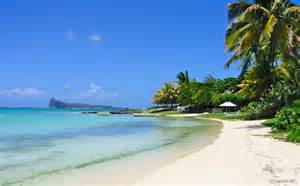 Playa con arena del mar,
                  Mauritius