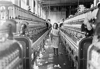 Child labor in a cloth mill in South
                        Carolina USA, 1908