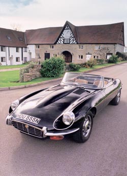England im Luxus: Jaguar Series 3,
                Typ E 1074-001, gebaut in Coventry