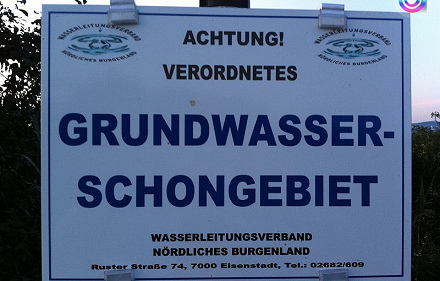 Board "Groundwater cared
                              area" in Eisenstadt, Germany (orig.
                              German: Grundwasserschongebiet)