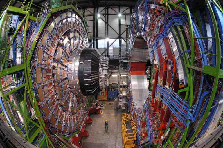 CERN
                    Teilchenbeschleuniger